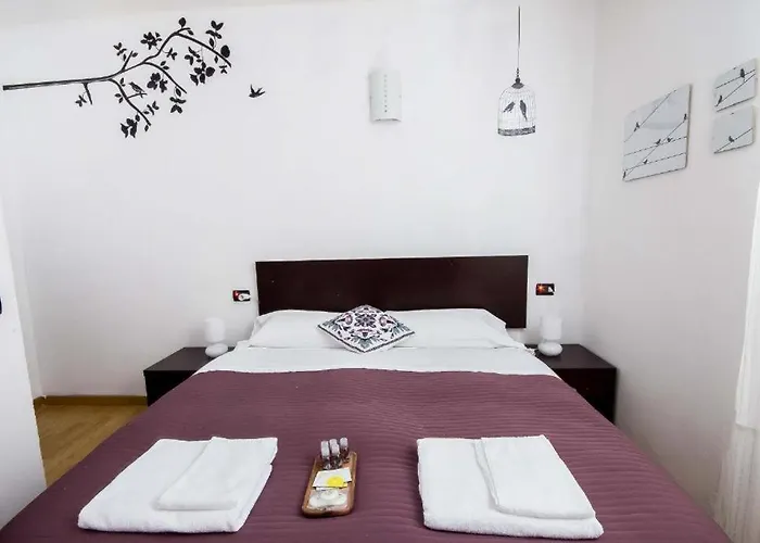 בית הארחה The Tramp 3*