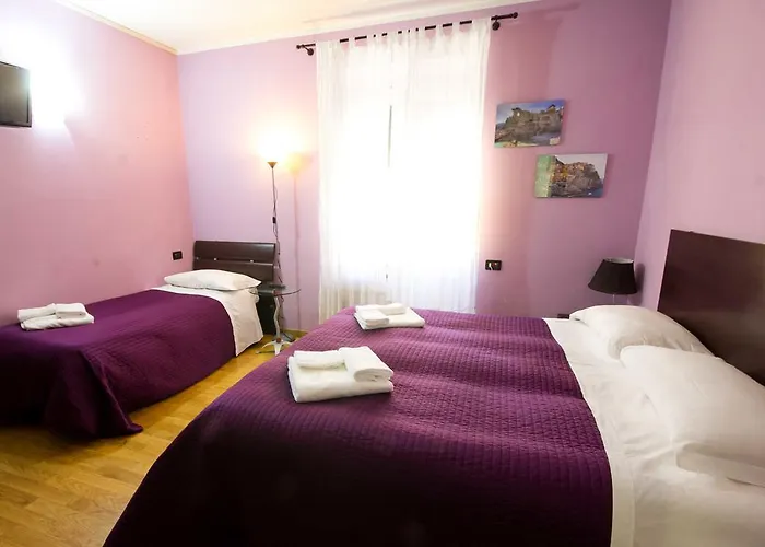 The Tramp בית הארחה